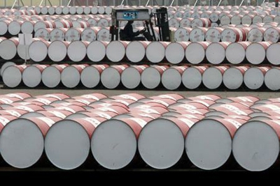 Top Tehran officials down play EU oil embargo