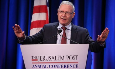Former intel chief calls to avoid red lines on Iran