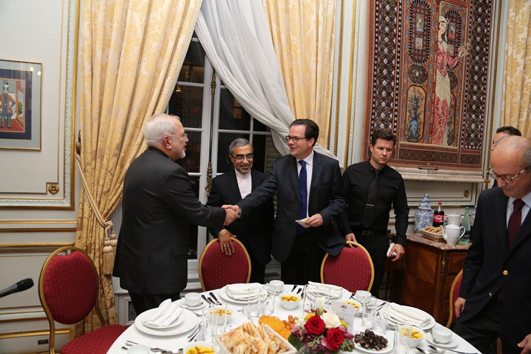 Zarif in Paris (27)