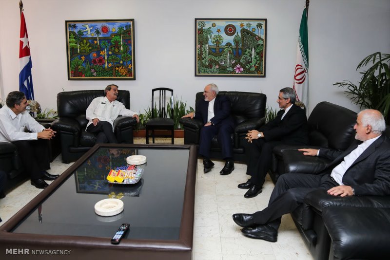 Zarif arrives in Cuba (1)