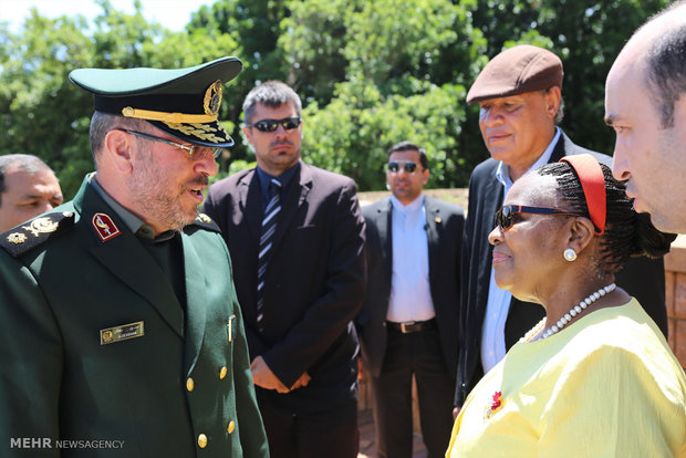 dehqan-meets-s-african-pres-zuma-4